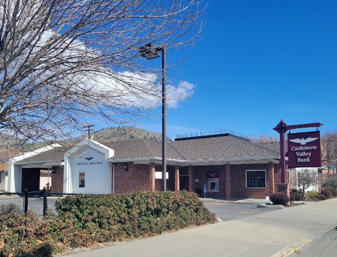 CVB Lake Chelan location exterior shot